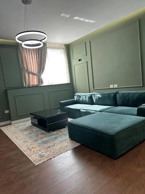 Green Apartment Tirana Bagian luar foto